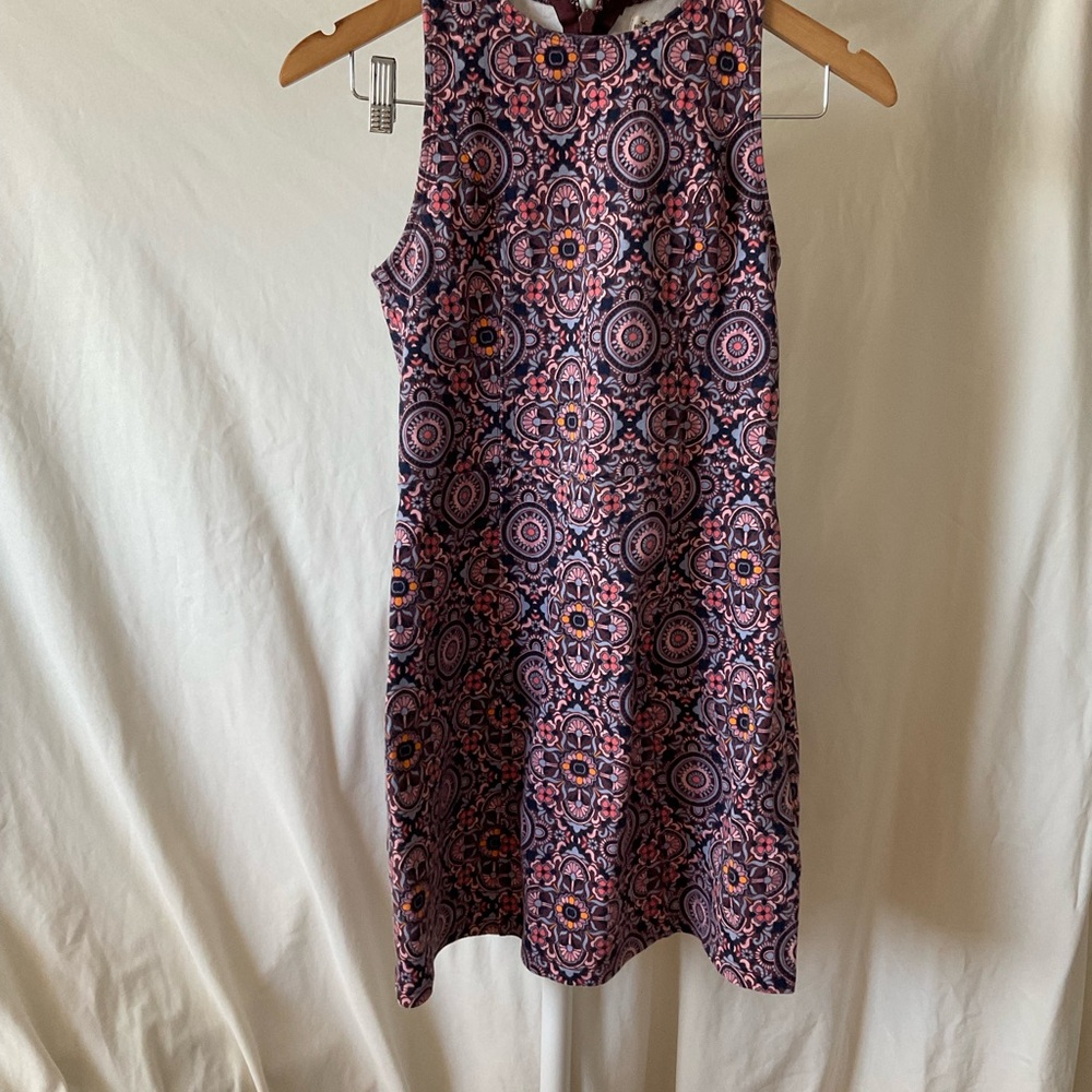 Hollister Sleeveless Mini Dress in Pink and Navy Medallion Print